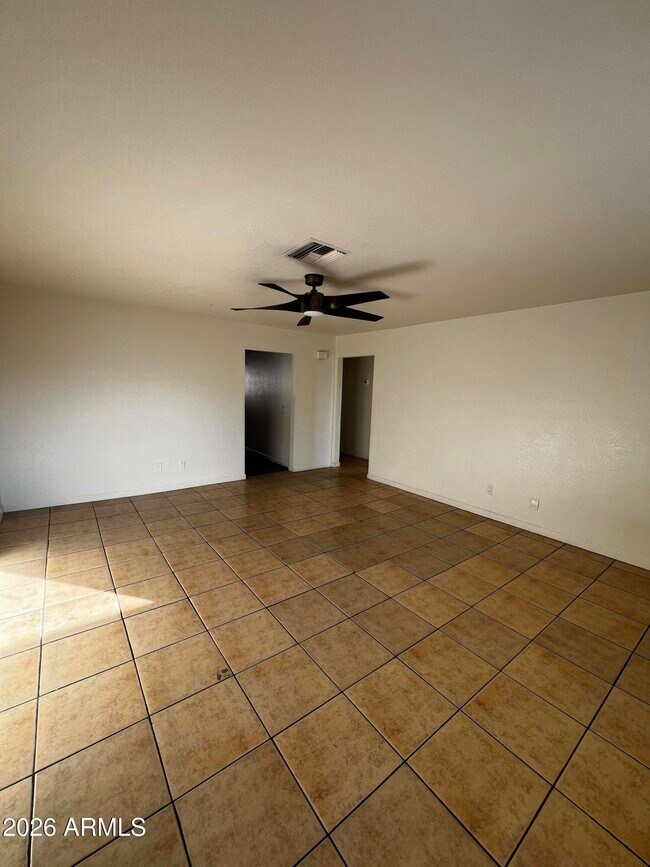 Foto del edificio - 4431 N 53rd Ln