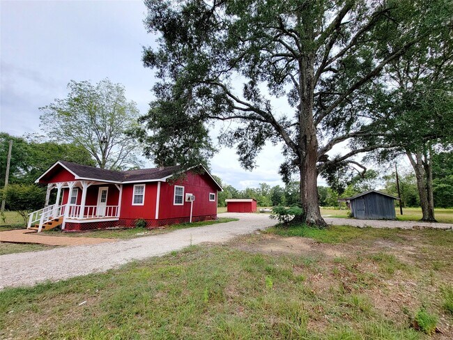 Foto del edificio - 15590 Magnolia Park