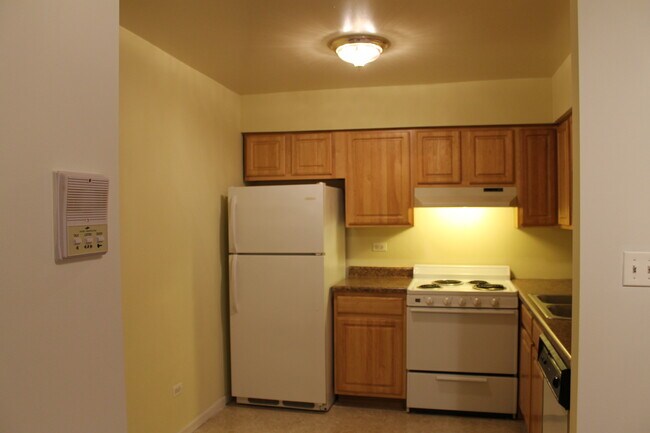 Foto del edificio - 2212 W Nichols Rd