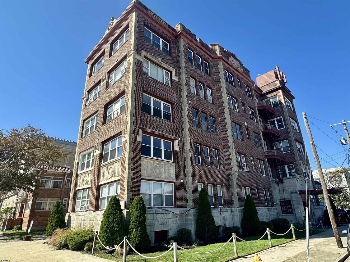 Foto principal - 3501 Ventnor Ave