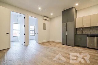 Foto del edificio - 2131 Nostrand Ave.