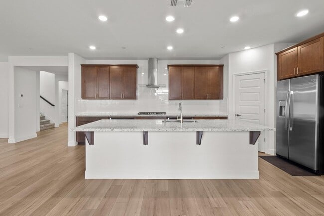 Foto del edificio - 3 YEARS NEW, BUILT BY LENNAR HOMES, 4 BED, 3 BATH, 2 CAR GARAGE