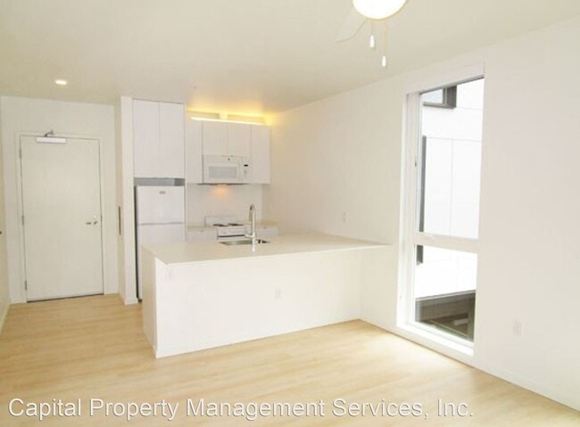Building Photo - 1475 SE 15th Ave