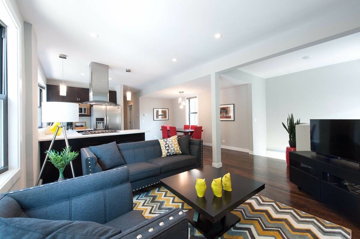 Foto principal - 2048 N Damen Ave