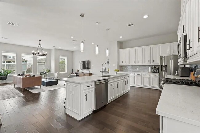 Foto del edificio - 2417 Rutland St
