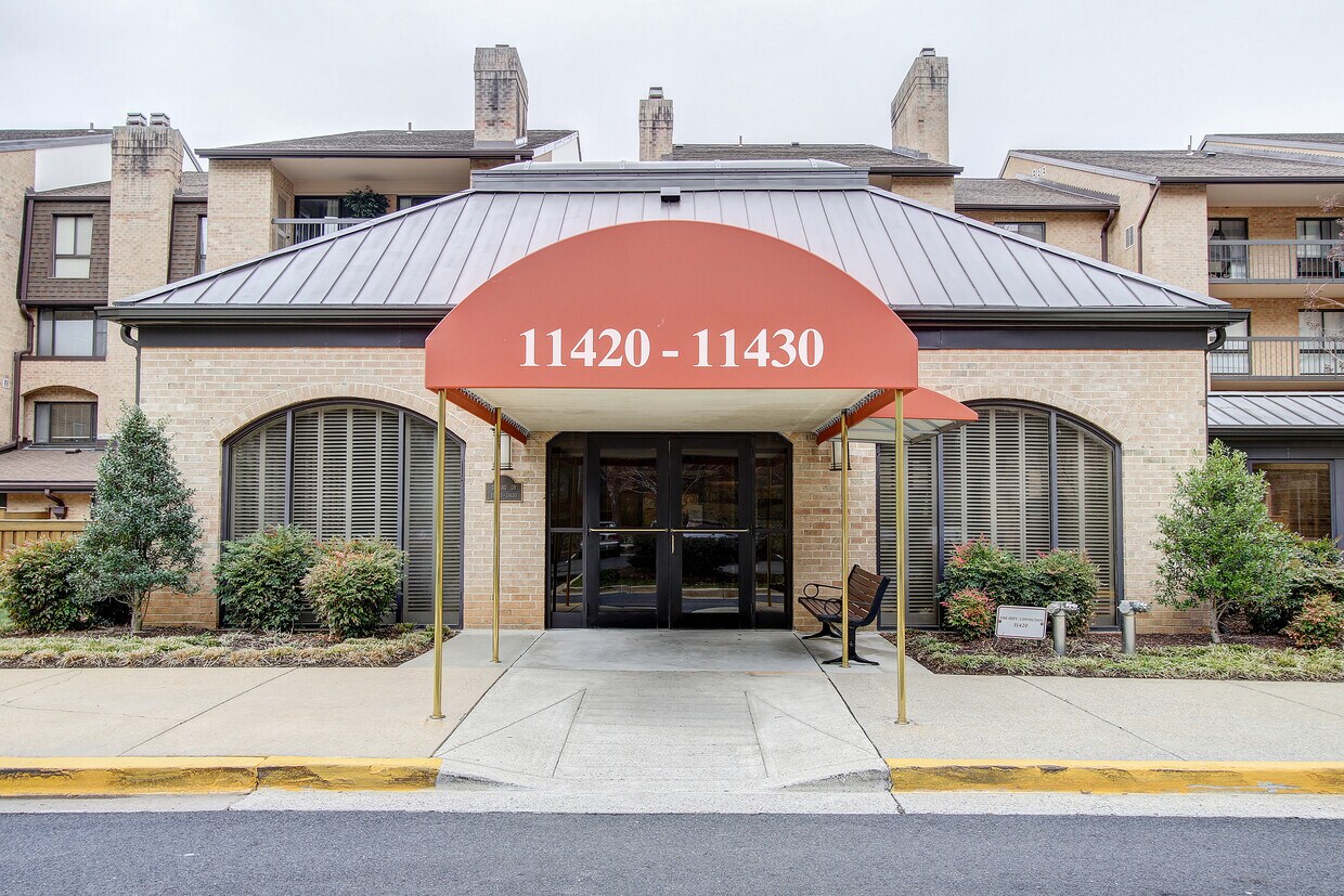 Primary Photo - 11430 Strand Dr