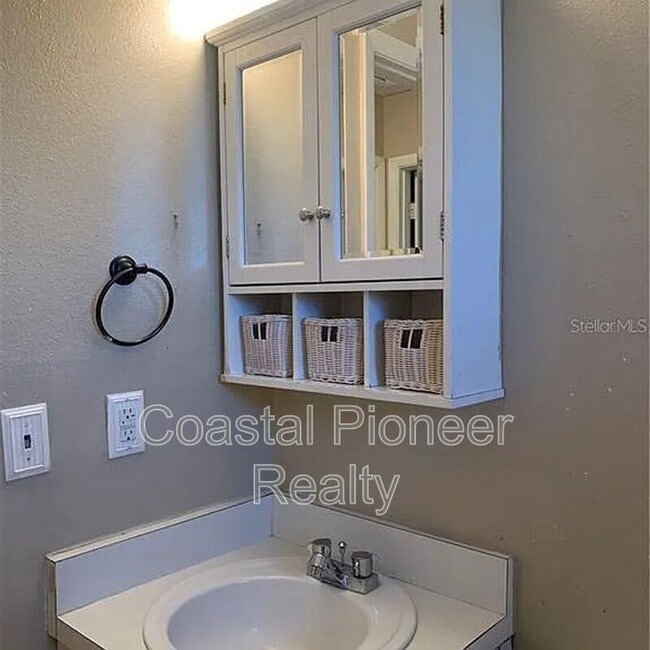Building Photo - 7511 Pitch Pine Cir