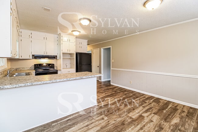 Building Photo - The Lifestyle You Deserve.