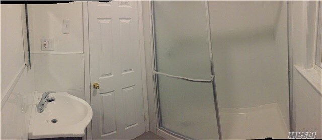 Foto del edificio - 65-73 162nd St