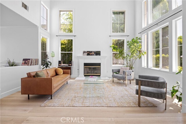 Foto del edificio - 3966 Leighton Point Rd