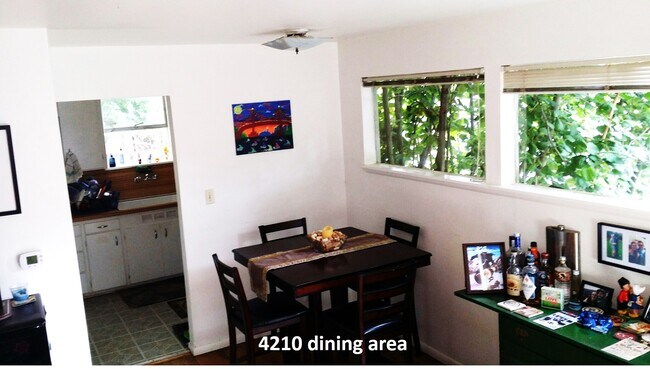 Dining - 4210 4th Ave NE
