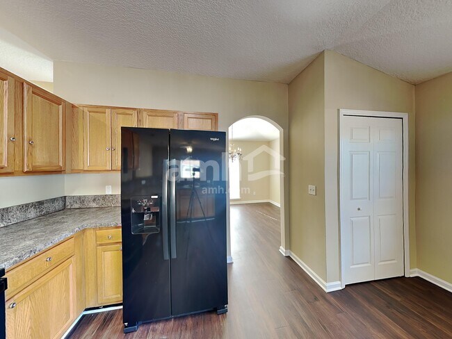 Foto del edificio - 9215 Hawks Haven Ct