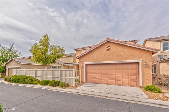 Building Photo - 3225 Jevonda Ave