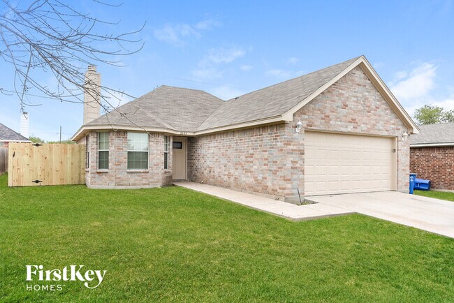 Foto del edificio - 3035 Alta Mesa Dr