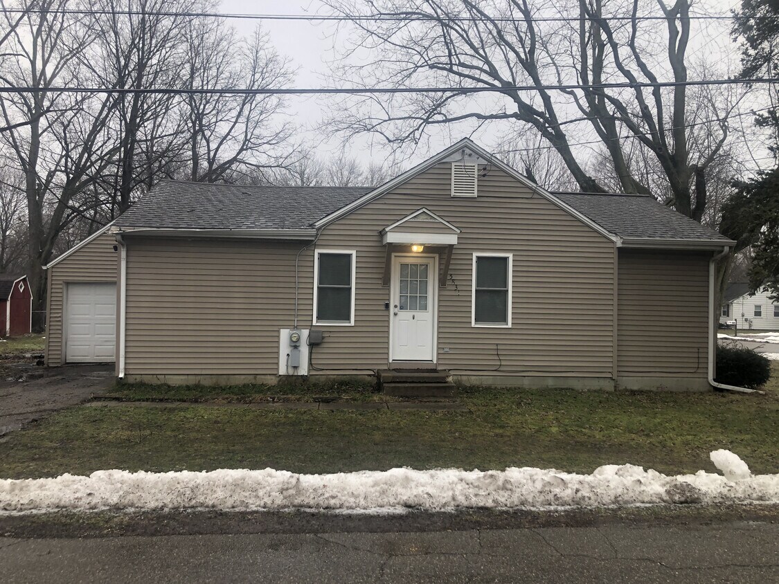 5831 Iowa Ave, Portage, MI 49024 House Rental in Portage, MI