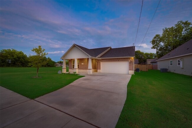 Foto del edificio - 3709 Washington St