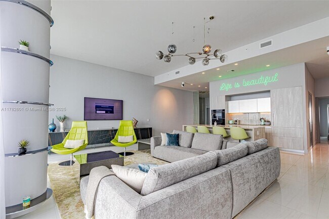 Foto del edificio - 480 NE 31st