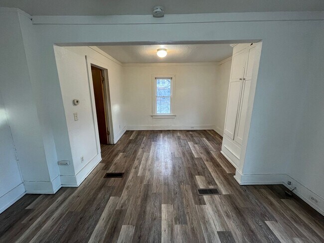 Foto del edificio - 1335 Prospect Ave