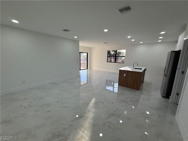 Foto del edificio - 1706 NW 19th Terrace