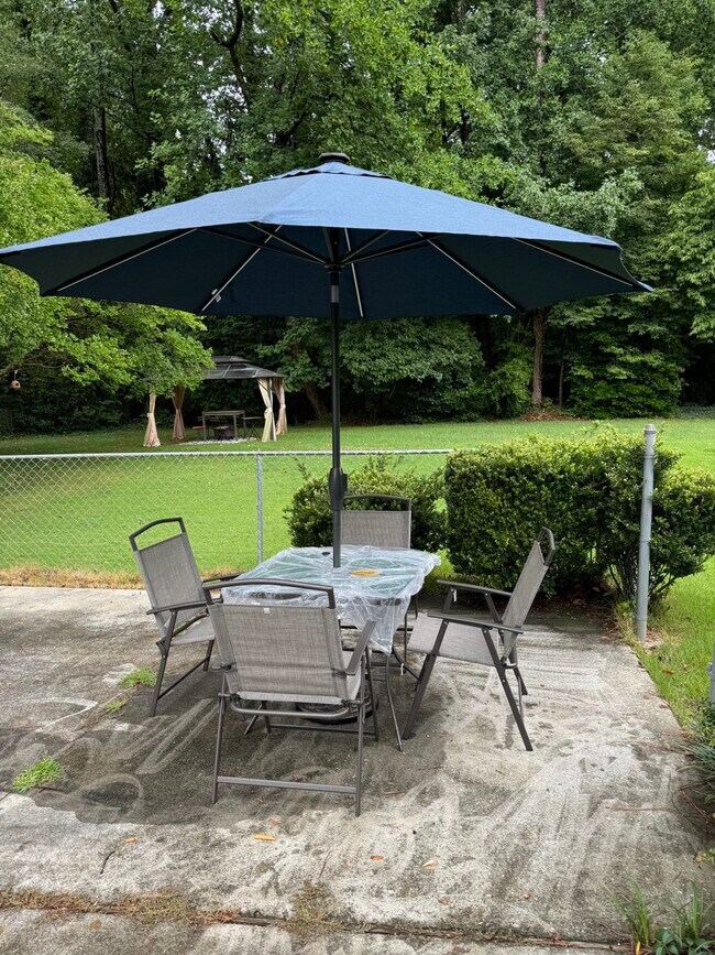 Photo - 3561 Duberry Ct NE House