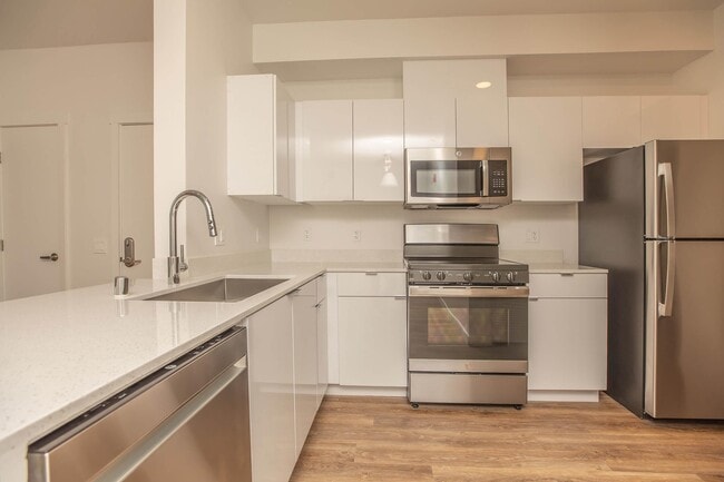 3x2 Kitchen - Mossdale Landing