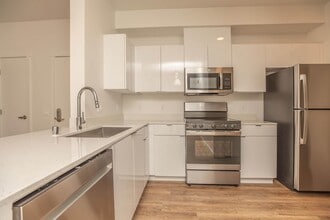 3x2 Kitchen - Mossdale Landing
