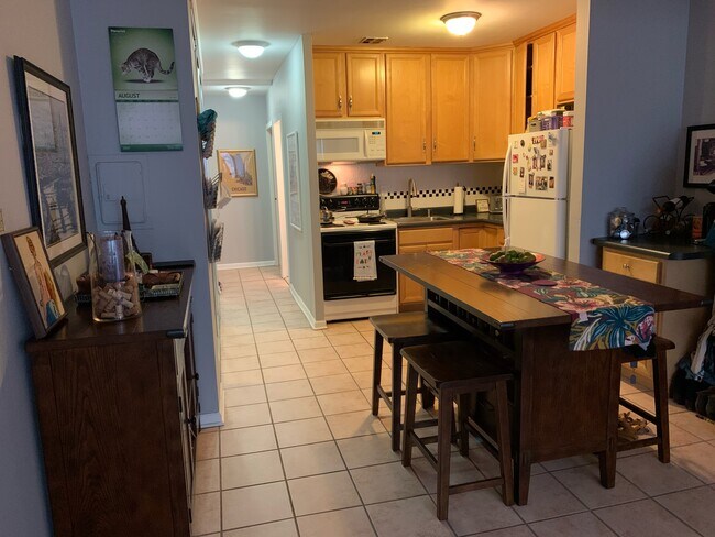 Foto del edificio - 1419 N State Pky