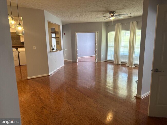 Building Photo - 2503 Amber Orchard Ct W