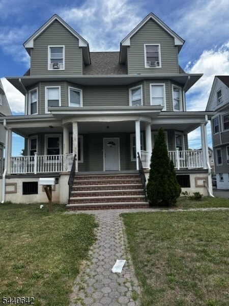 Building Photo - 92 Carnegie Ave