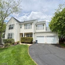 Building Photo - 38 Honeyman Rd