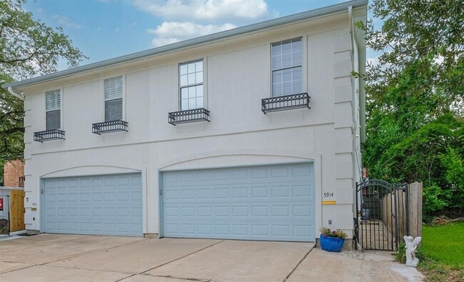 Building Photo - 5914 Kirby Dr