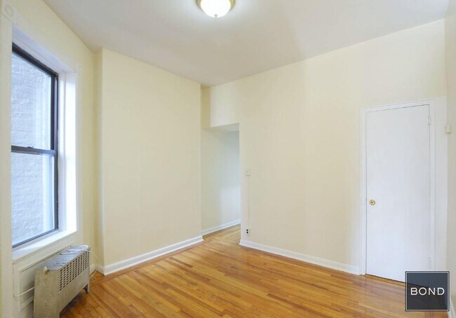 Foto del edificio - 166 W 83rd St