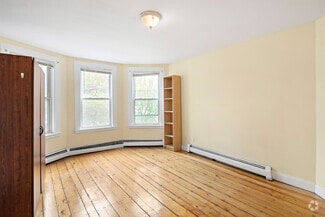 Building Photo - 64 Pleasant St
