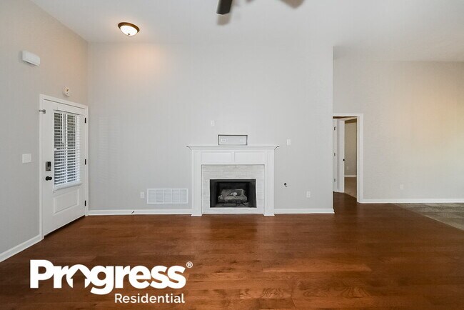 Foto del edificio - 4058 Bramble Crest Dr