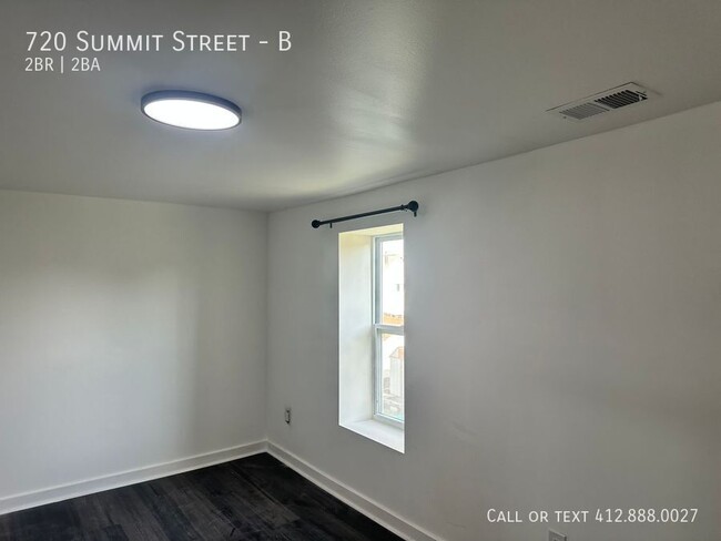 Foto del edificio - 720 Summit St