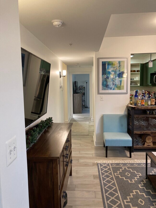 Foto del edificio - 1372 Monroe St NW