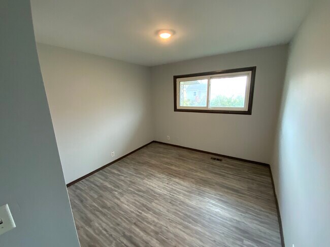 Foto del edificio - 1001 E Seminary St