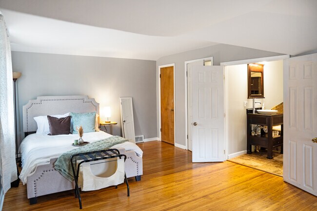 Foto del edificio - 193 Thistle Lea