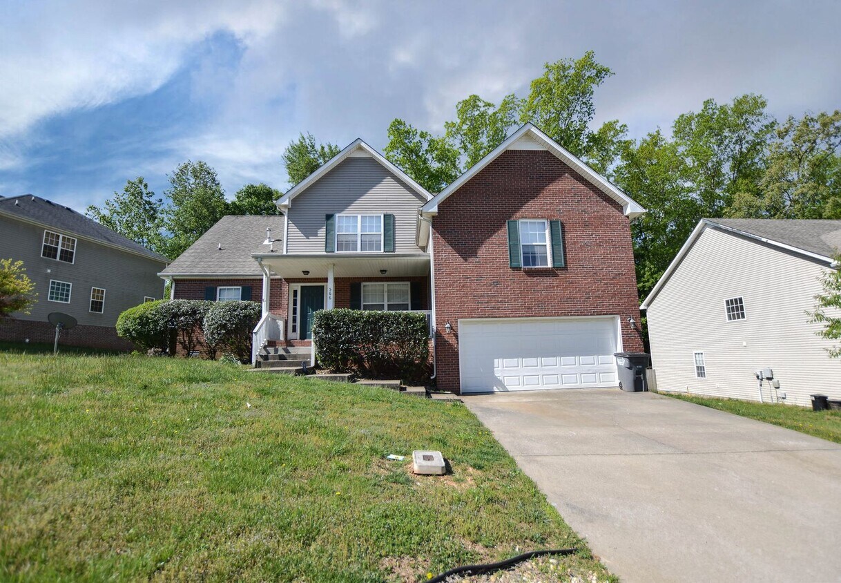 Foto principal - Four Bedroom with Bonus!