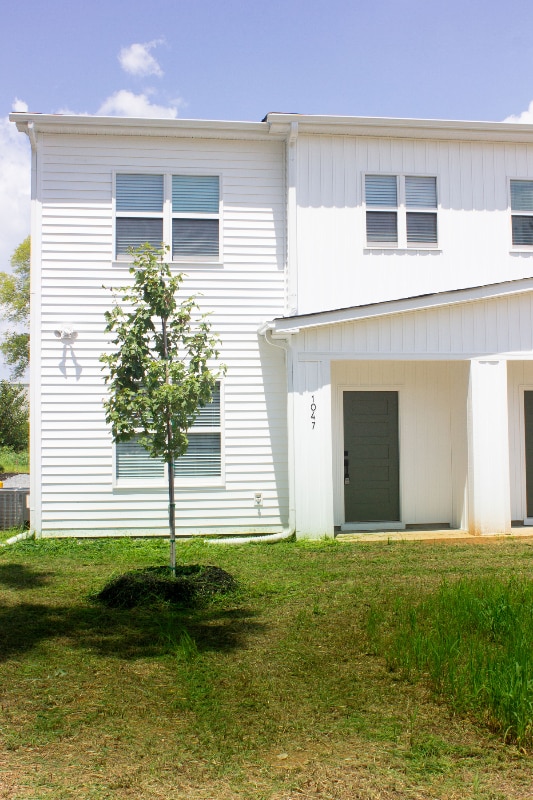 Building Photo - 1047 E Harnett St