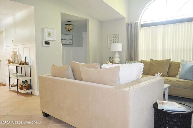 Foto del edificio - 6845 Angeles Rd