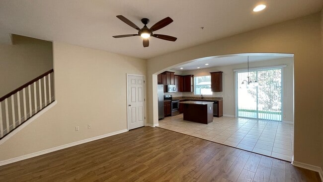 Building Photo - 9484 Strongbark Ln