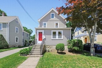 Building Photo - 267 Cherry St