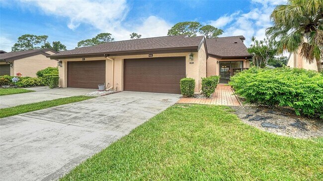 Foto del edificio - 6281 Timberlake Dr