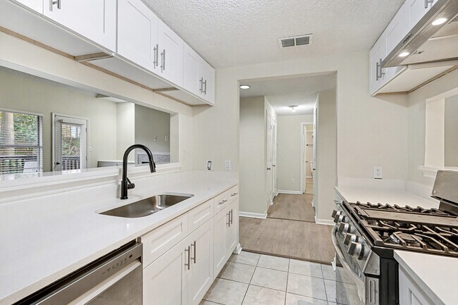Foto del edificio - 106 Ivy Green Ln SE