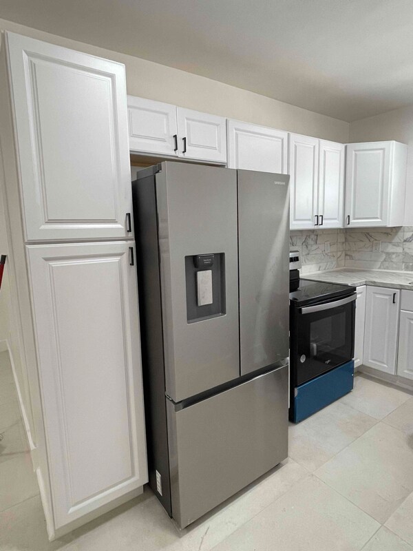 Foto del edificio - 3910 NW 2nd Terrace