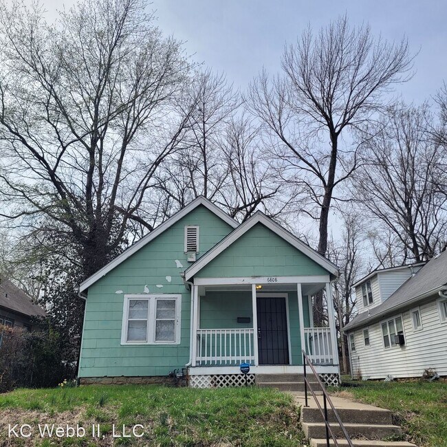 Building Photo - 3 br, 1 bath House - 6808 S Benton Ave