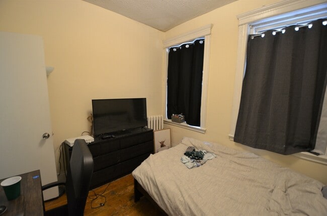 Foto del edificio - 105 Peterborough St