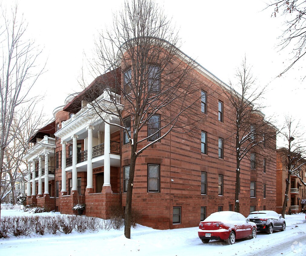 676 Summit Ave, Saint Paul, MN 55105 Apartments Saint Paul, MN