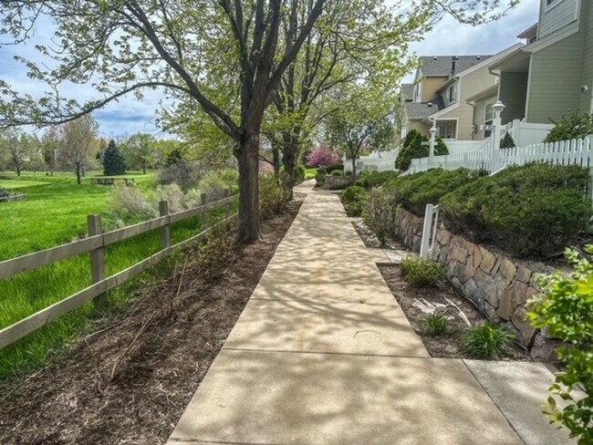 Foto del edificio - Beautiful 2bed Indian Peaks Townhome near ...